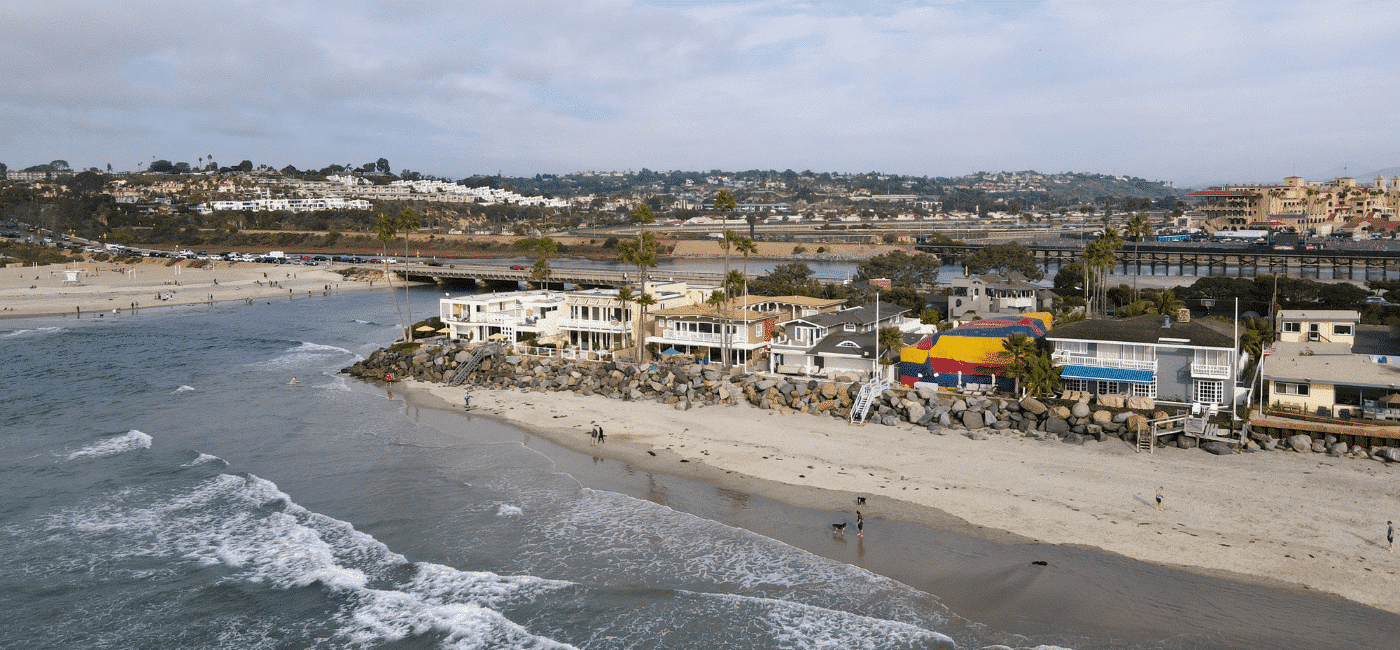 photo of del mar beach, showing the best beaches in san diego