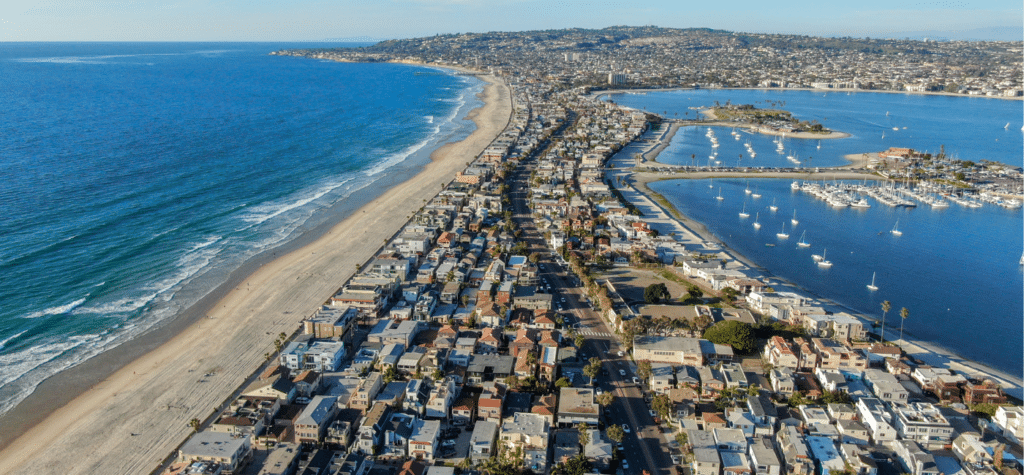 photo of mission beach showing the best beaches in san diego