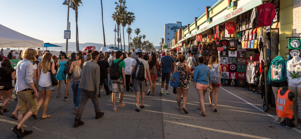 Living in San Diego vs. Los Angeles - showing a lot of people crowding the street.