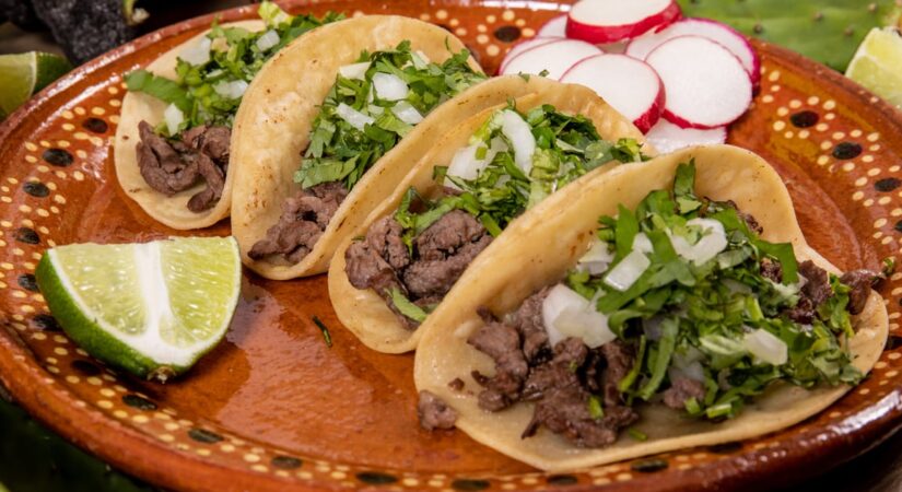 photo showing the best tacos in san diego