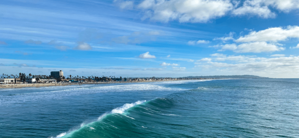 photo of pacific beach showing is san diego a good place to live