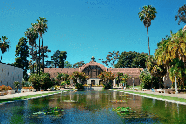 photo of balboa park showing things to do in san diego for couples