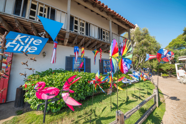 photo of kite flite in seaport village showing things to do in san diego for couples