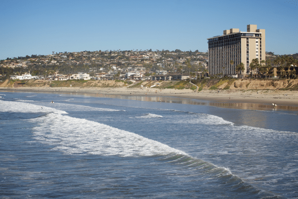 photo of pacific beach, one of the best neighborhoods in san diego for families